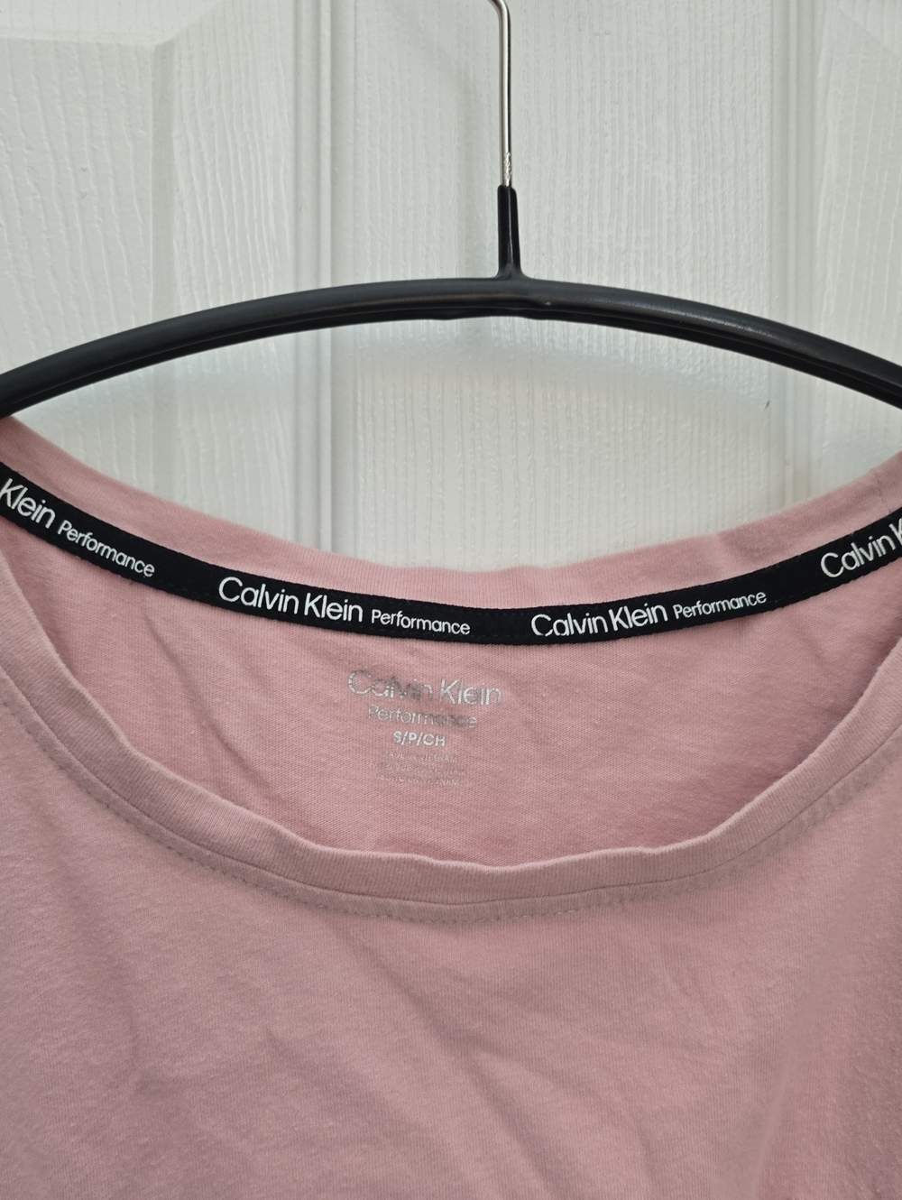 Calvin Klein Performance pink cropped drawstring utility top - Picture 2 of 4